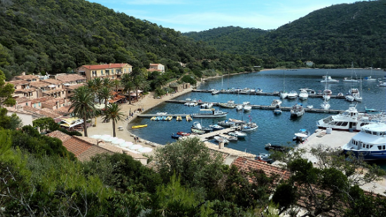 ISADORA CROISIERE - Cavalaire-Sur-Mer : Croisière journée sur goellete