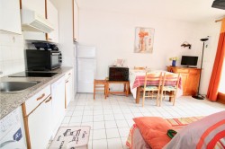 AGENCE AVEC IMMO  - APPARTEMENT 25M2 CAVALAIRE